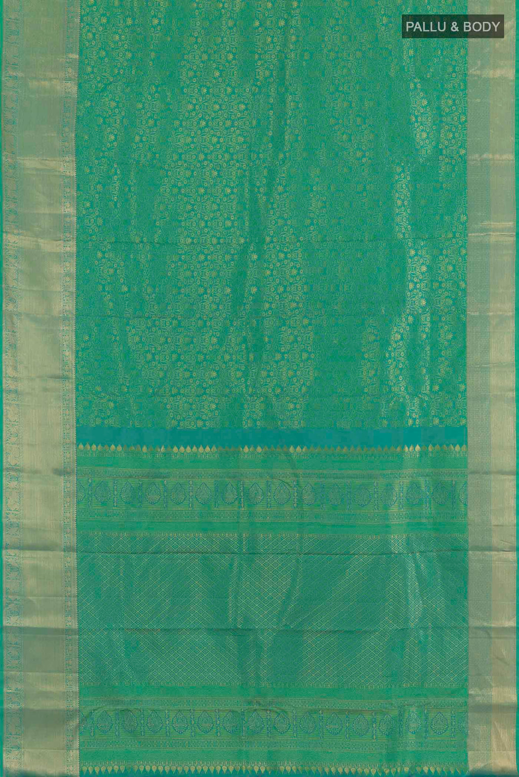 Flat view of Sea Green Kanchipuram Silk Saree with Zari Brocade on the body and Zari Border. 