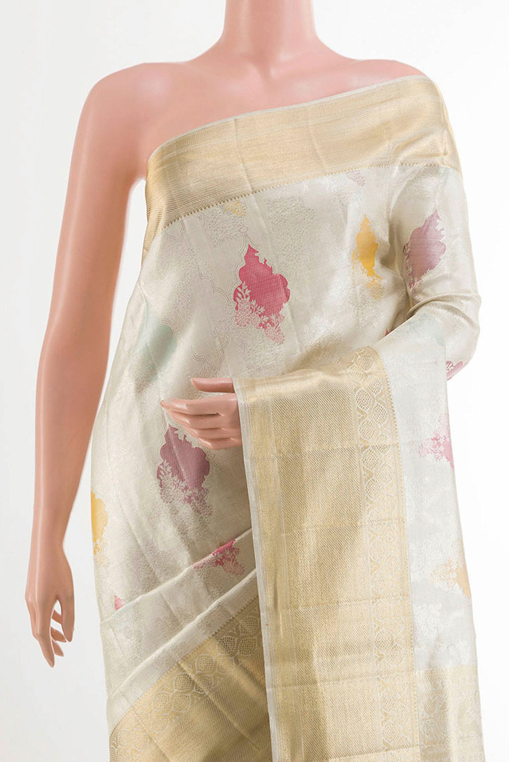 Border image of Pure Silk Pure Zari Off White Kanjivaram Tissue Saree with Zari Brocade on the body and Zari Border. 
