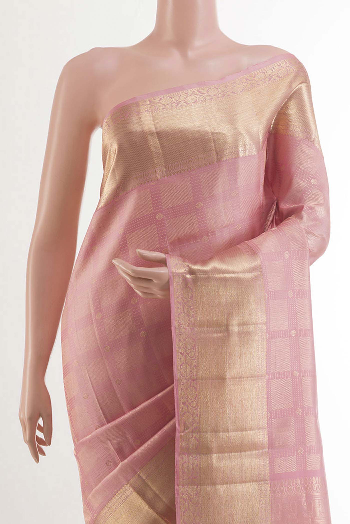Border image of Pink Kanchipuram Silk Saree with Zari Brocade on the body and Zari Border. 