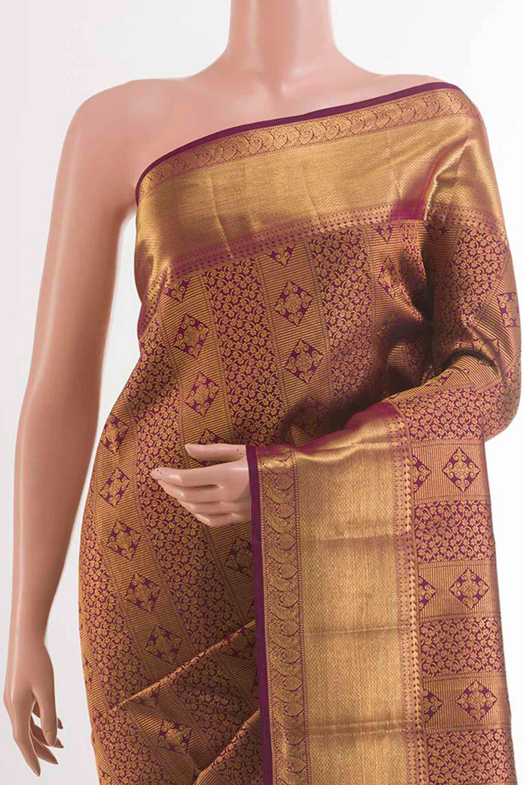 Border image of Purple Kanchipuram Silk Saree with Zari Brocade on the body and Zari Border. 