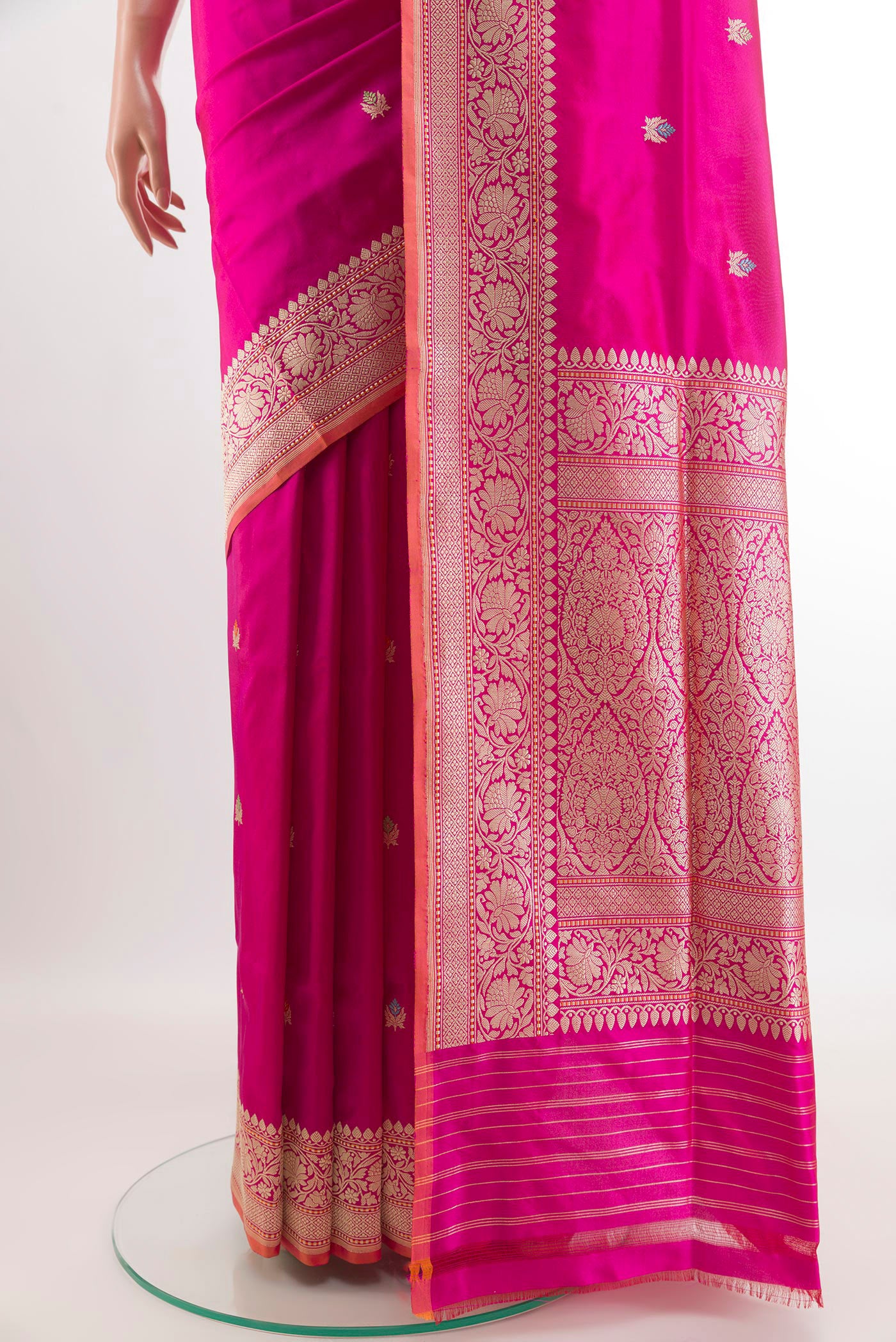 Pleats and pallu of Pink Banarasi Silk Saree with Zari Butta on the body and Zari Border. 