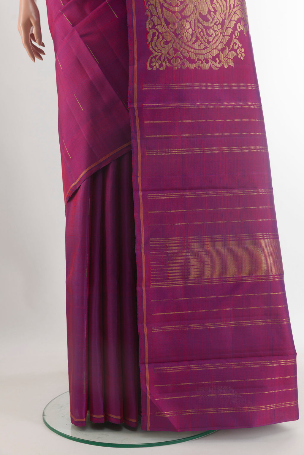 Pleats and pallu of Pure Silk Pure Zari Purple Kanjivaram Saree with Zari Butta on the body and Thin Zari Line. 