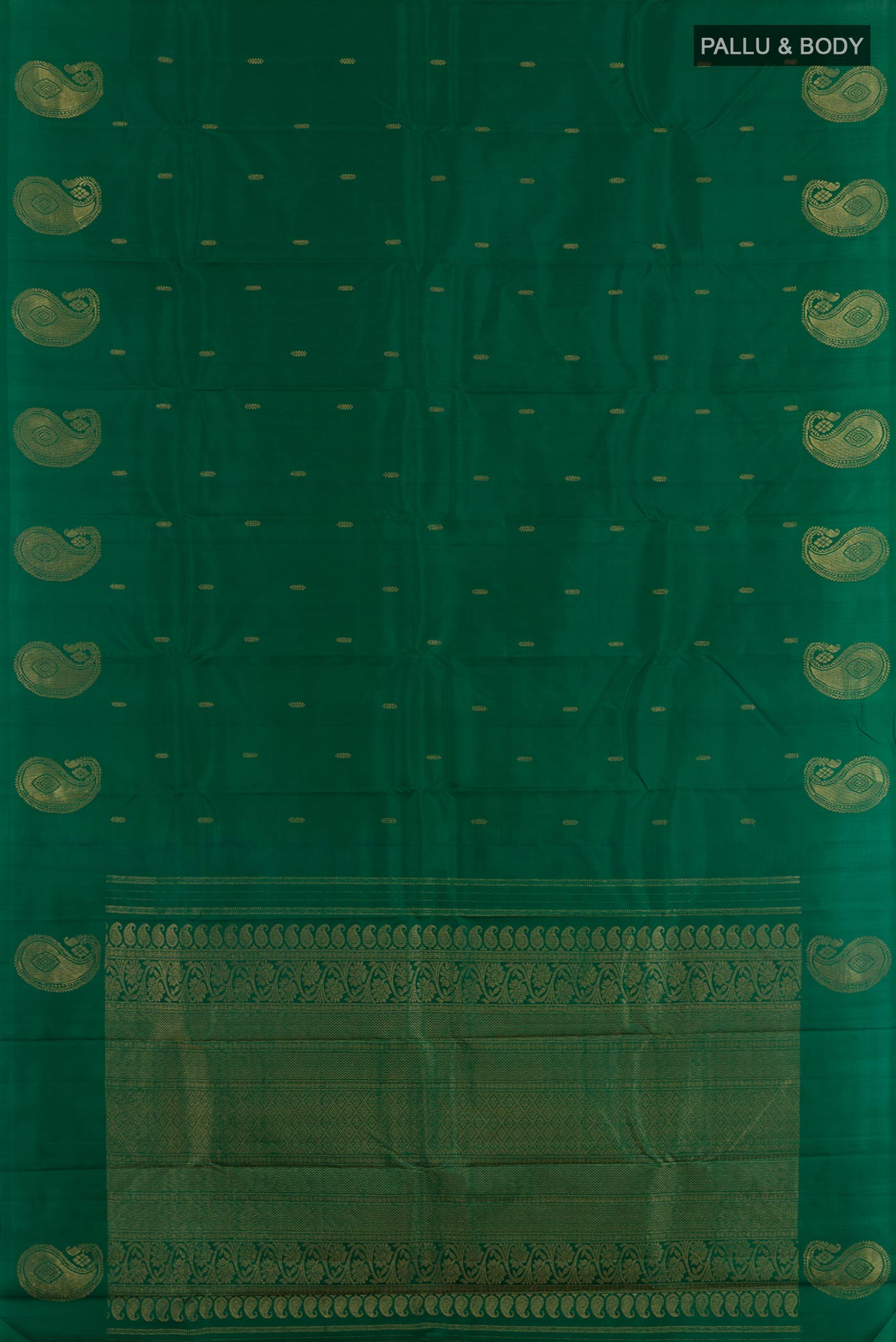 Flat view of Green Kanchipuram Silk Saree with Zari Brocade on the body and Zari Border. 