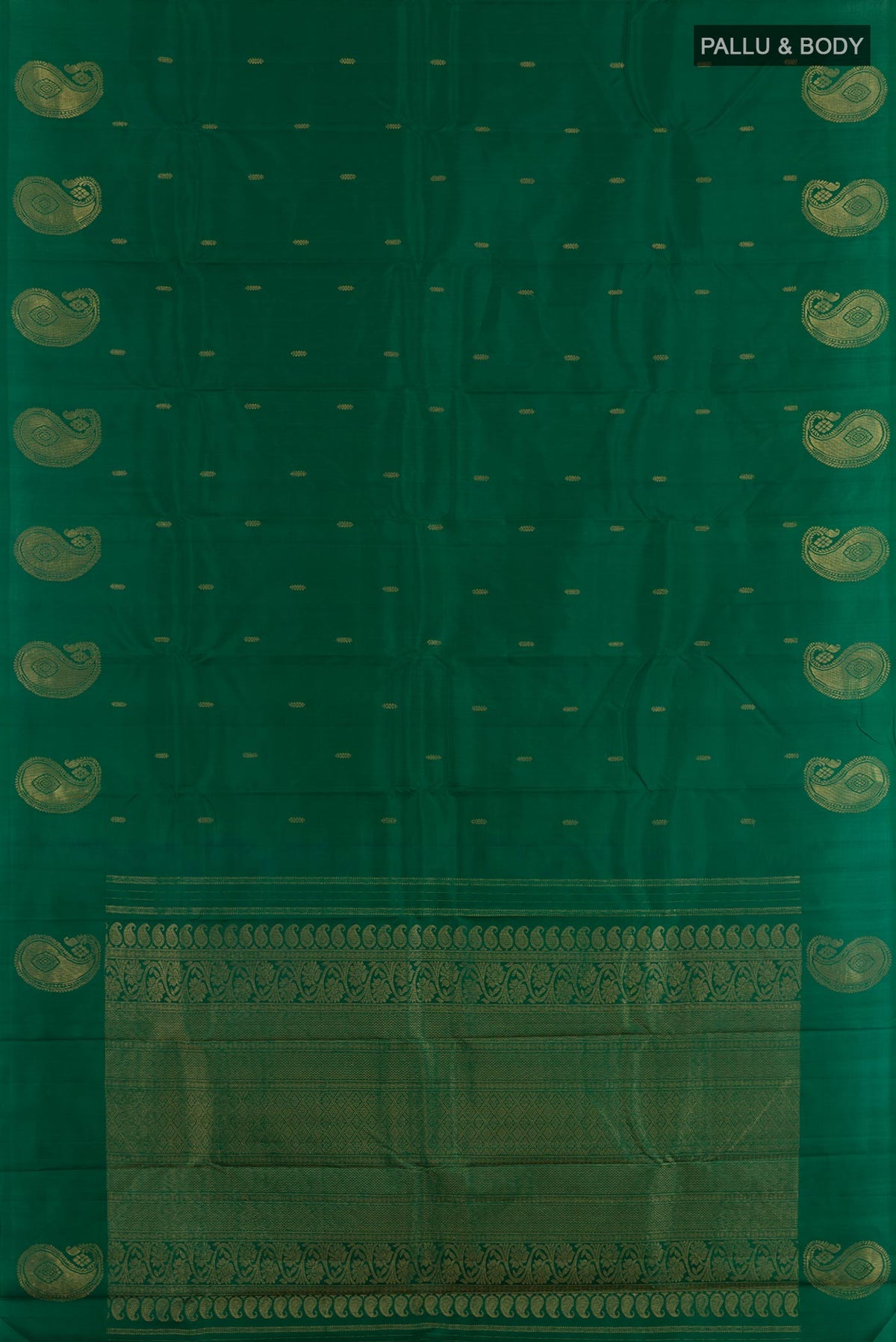 Flat view of Green Kanchipuram Silk Saree with Zari Brocade on the body and Zari Border. 