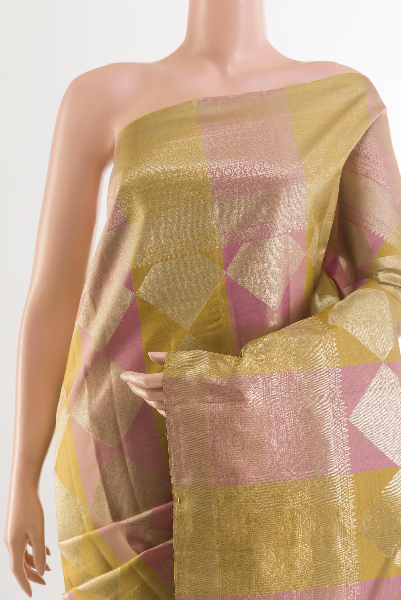 Border image of Mehandi Green Kanchipuram Silk Saree with Zari Brocade on the body and Zari Border. 