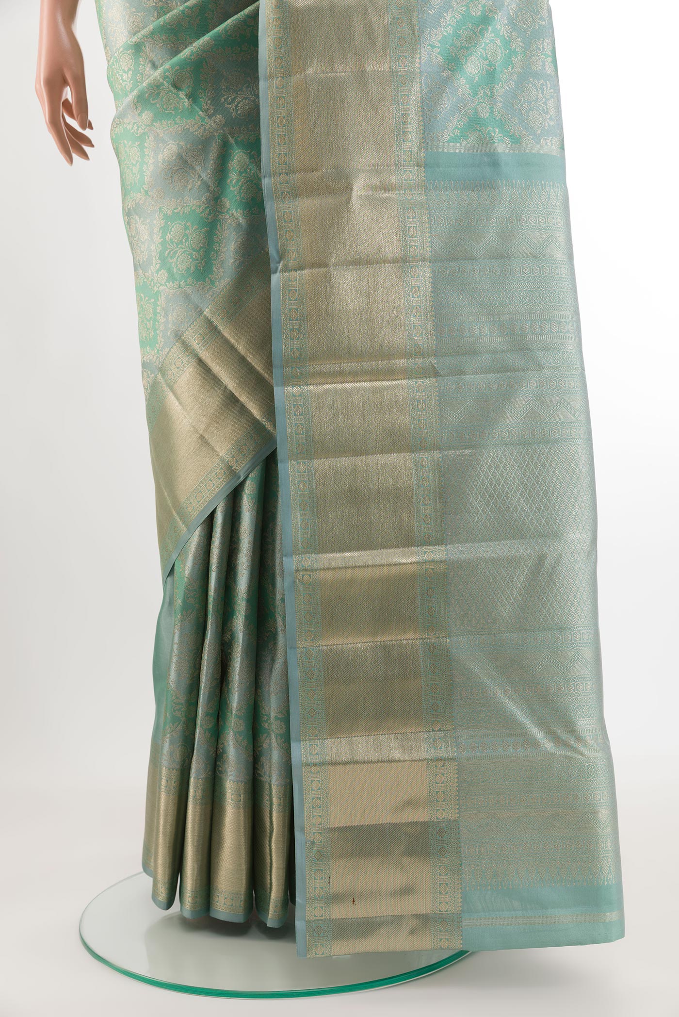 Pleats and pallu of Blue Grey Kanjivaram Silk Saree with Zari Brocade on the body and Zari Border. 
