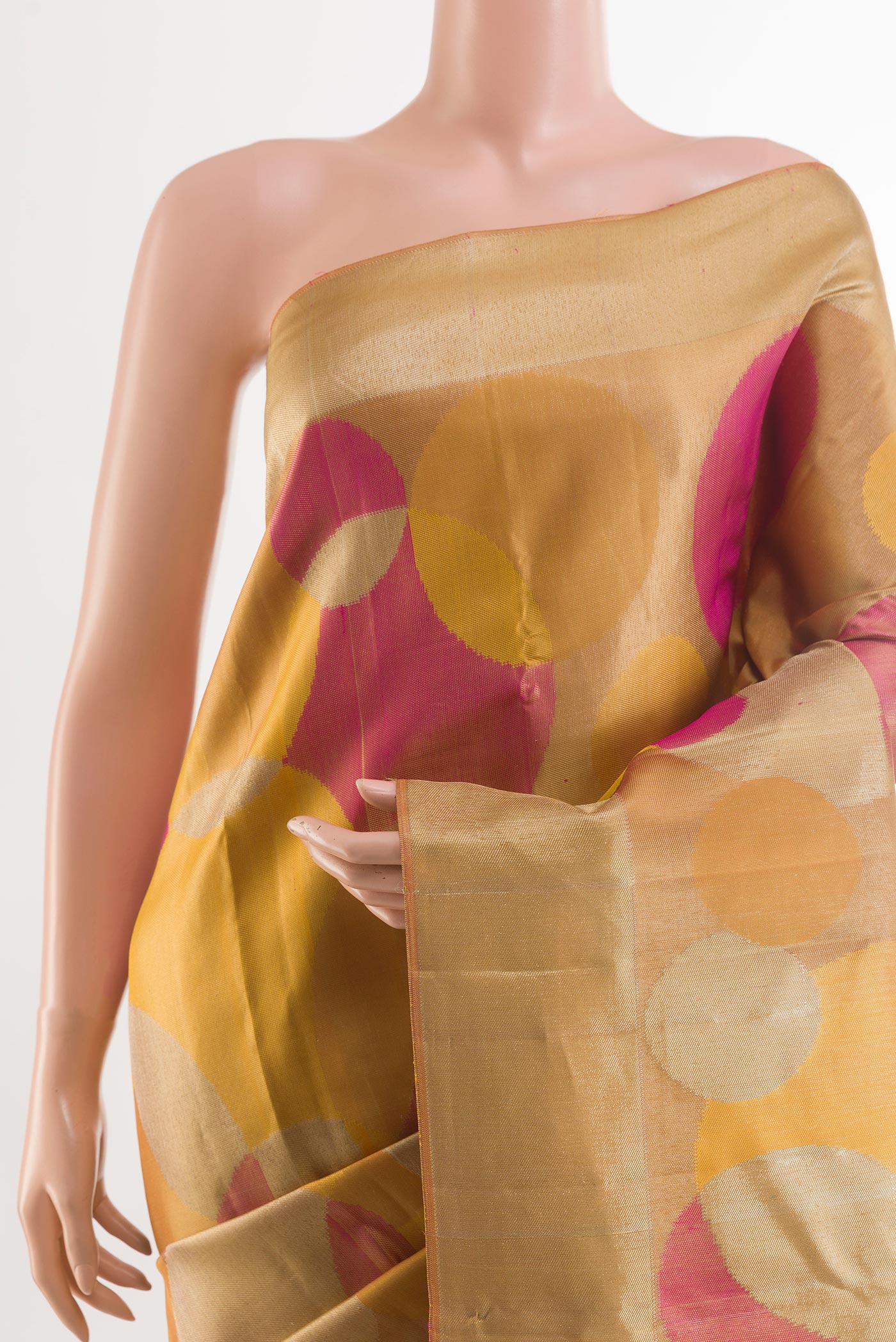 Border image of Golden Kanjivaram Silk Saree with Zari Brocade on the body and Zari Border. 