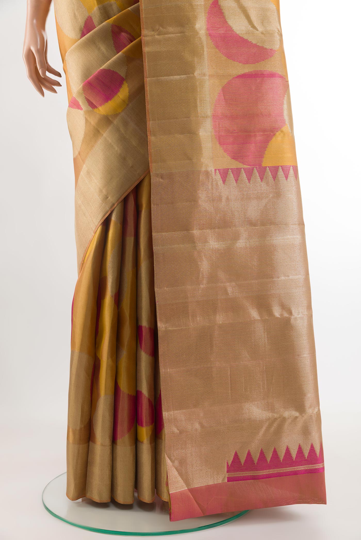 Pleats and pallu of Golden Kanjivaram Silk Saree with Zari Brocade on the body and Zari Border. 