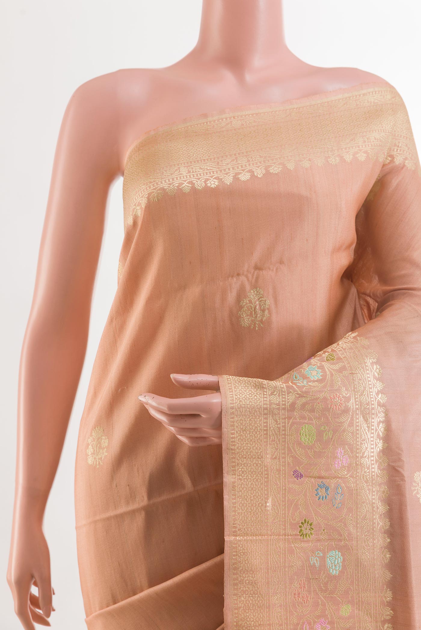 Border image of Imperial Pink Banarasi Silk Saree with Zari Butta on the body and Zari Border. 