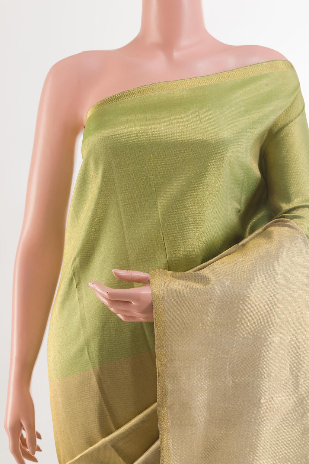 Border image of Golden Kanchipuram Silk Saree with Zari Brocade on the body and Zari Border. 