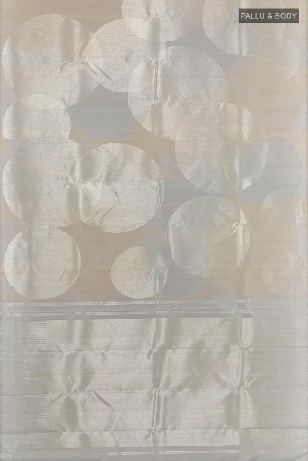 Flat view of Silver Kanjivaram Silk Saree with Zari Brocade on the body and Zari Border. 