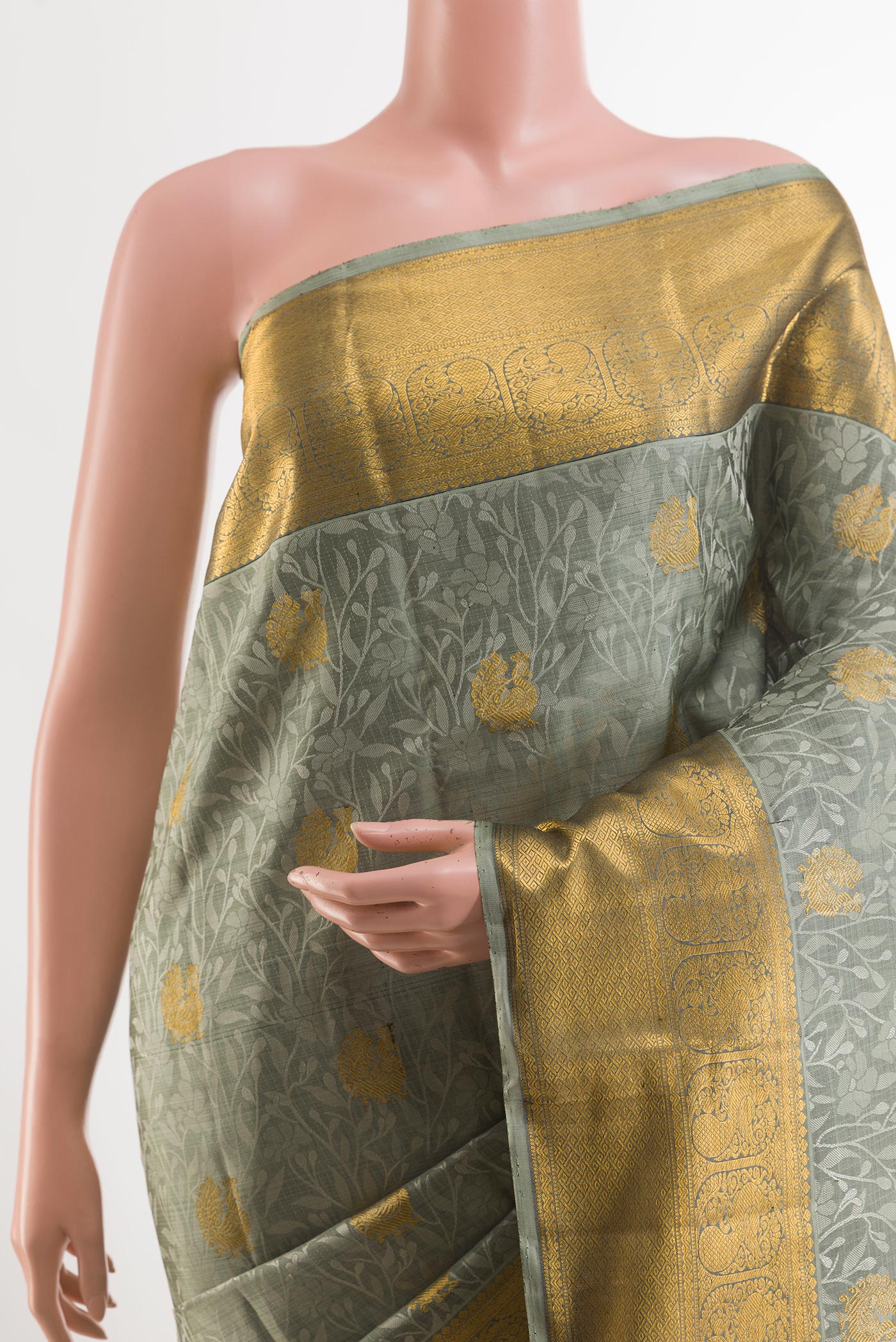 Border image of Grey Kanjivaram Silk Saree with Jacquard With Zari Butta on the body and Zari Border. 