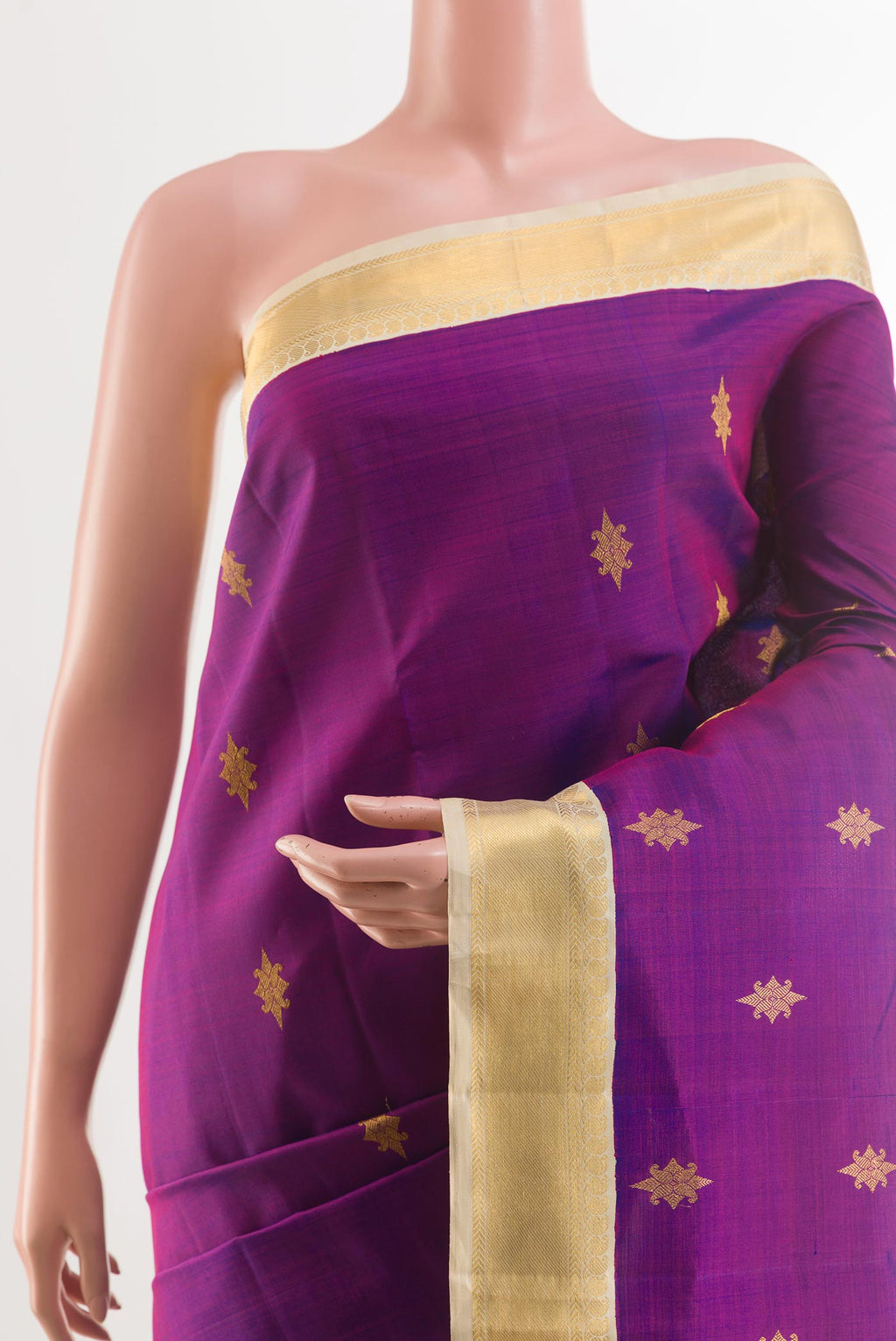 Border image of Purple Kanjivaram Silk Saree with Zari Butta on the body and Zari Border. 