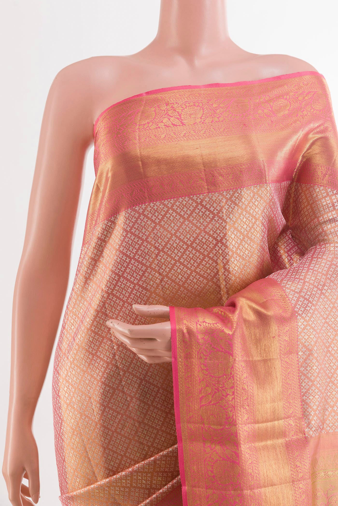 Border image of Rose Gold Kanjivaram Tissue Silk Saree with Zari Brocade on the body and Zari Border. 