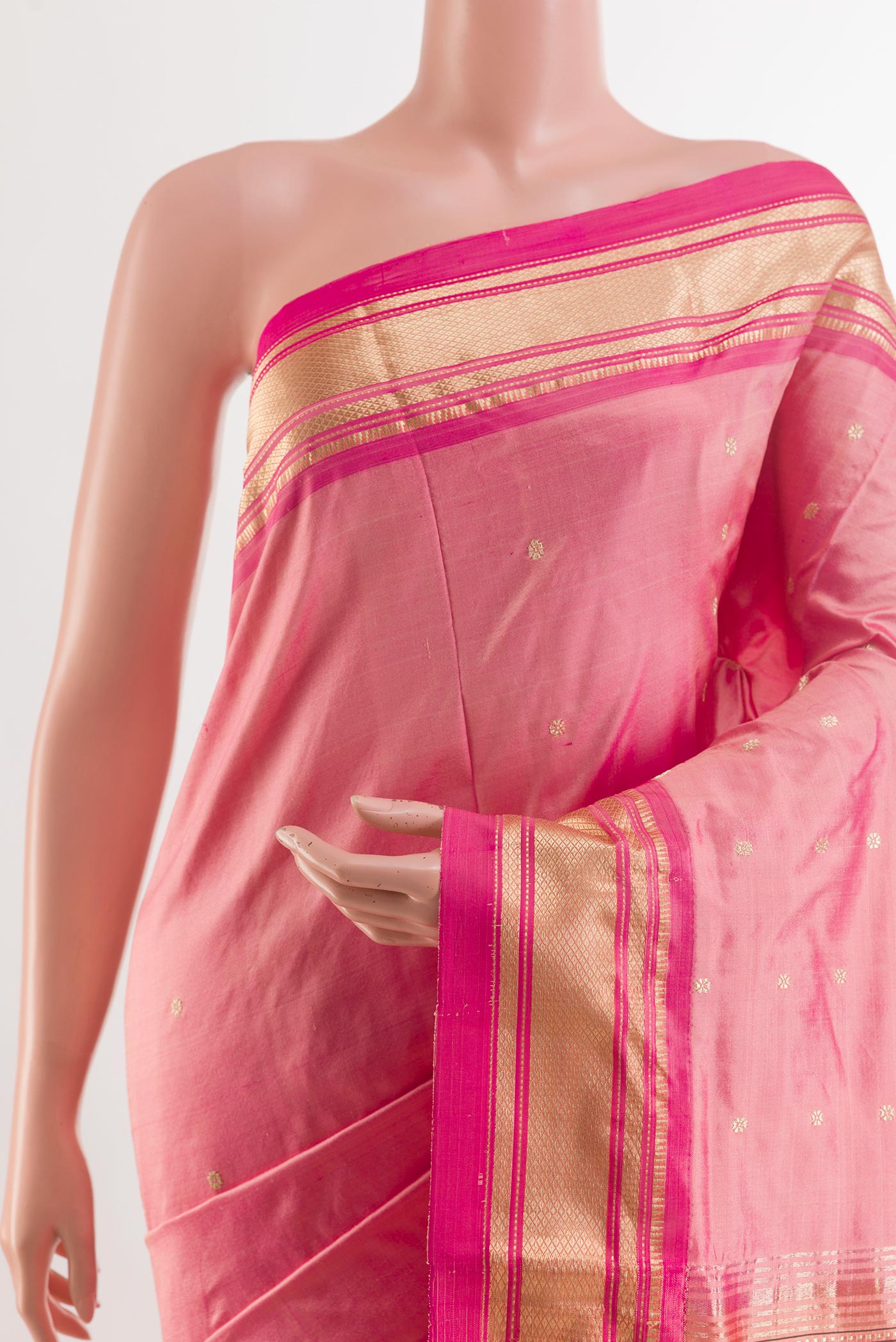Border image of Pink Paithani Silk Saree with Zari Butta on the body and Zari Border. 