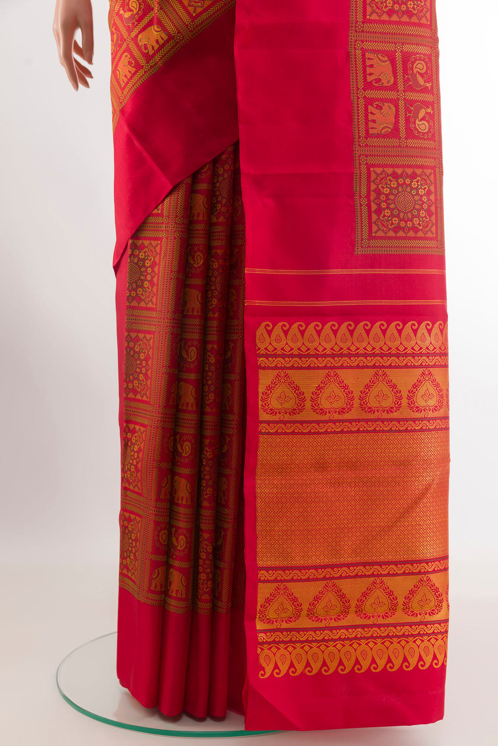 Pleats and pallu of Red Kanjivaram Silk Saree with Embroidery on the body and Plain Border. 