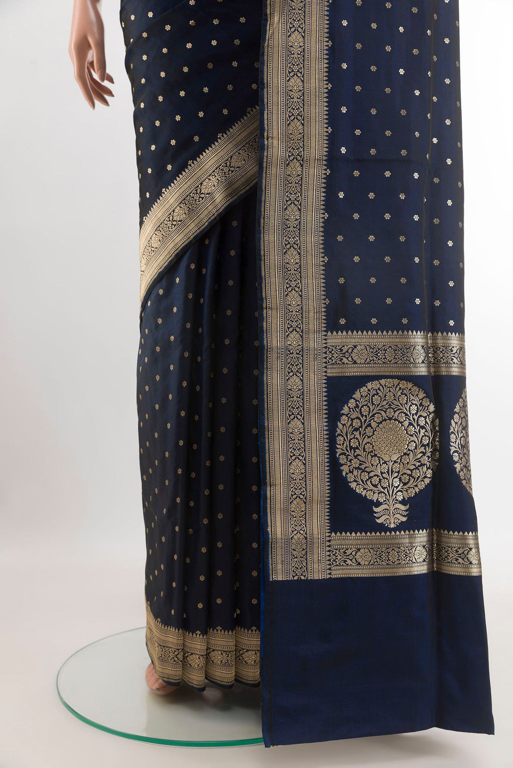 Pleats and pallu of Blue Banarasi Silk Saree with Zari Butta on the body and Zari Border. 
