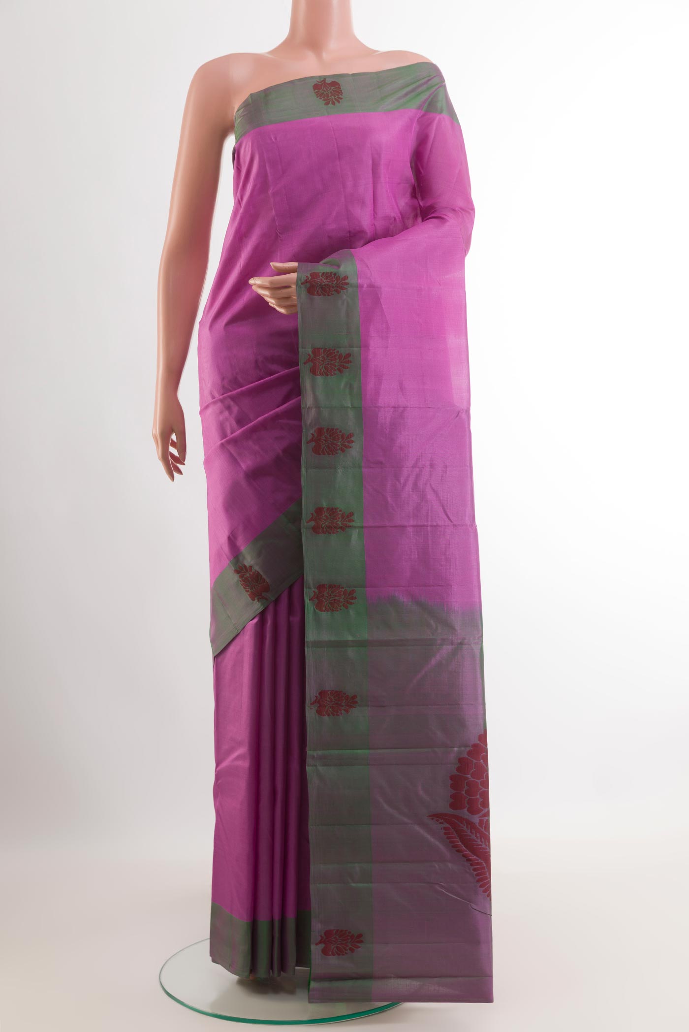 Lavender Kanjivaram Silk Saree with Plain Body and Thread Border.  displayed on a mannequin