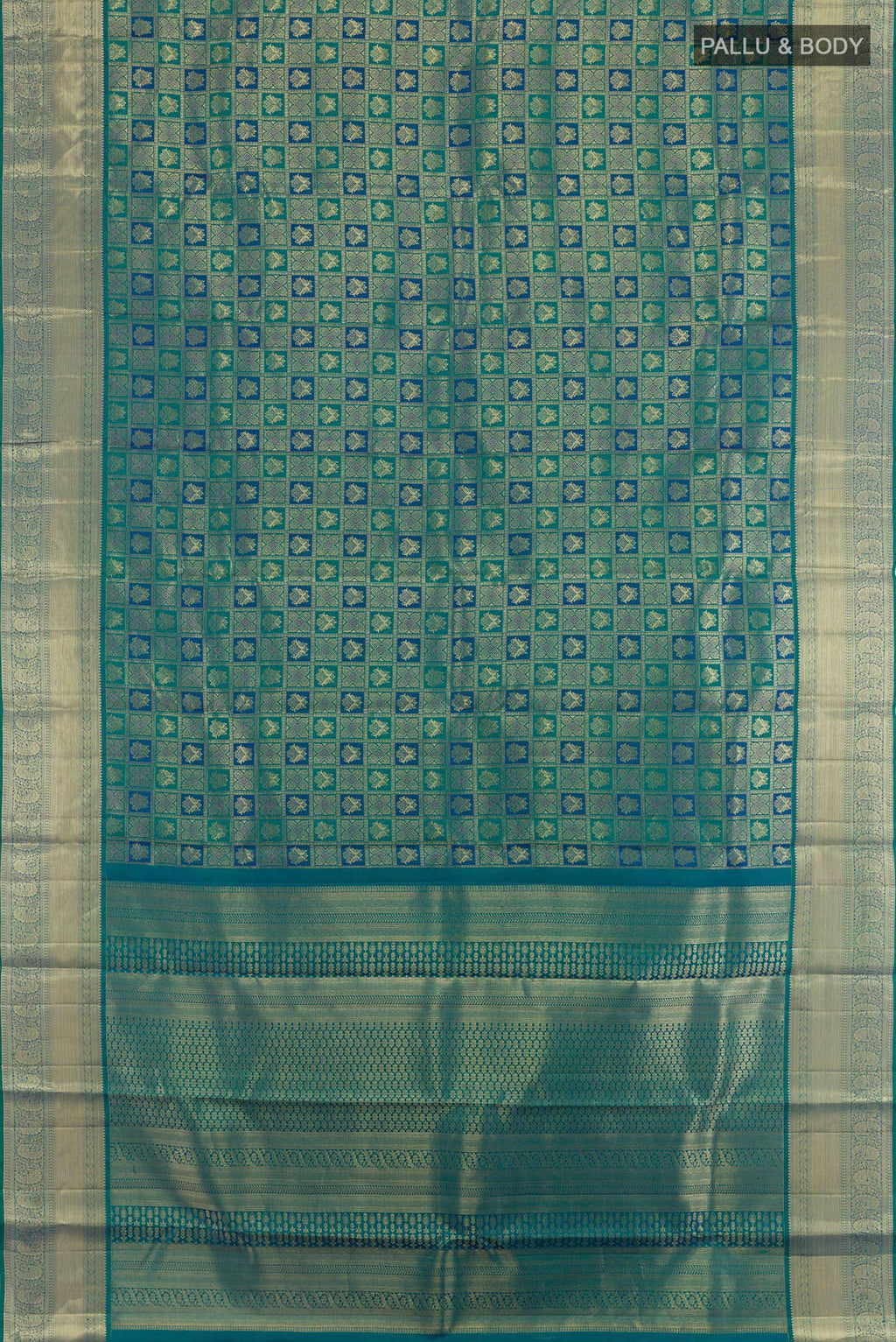 Flat view of Sea Green Kanchipuram Silk Saree with Zari Brocade on the body and Zari Border. 