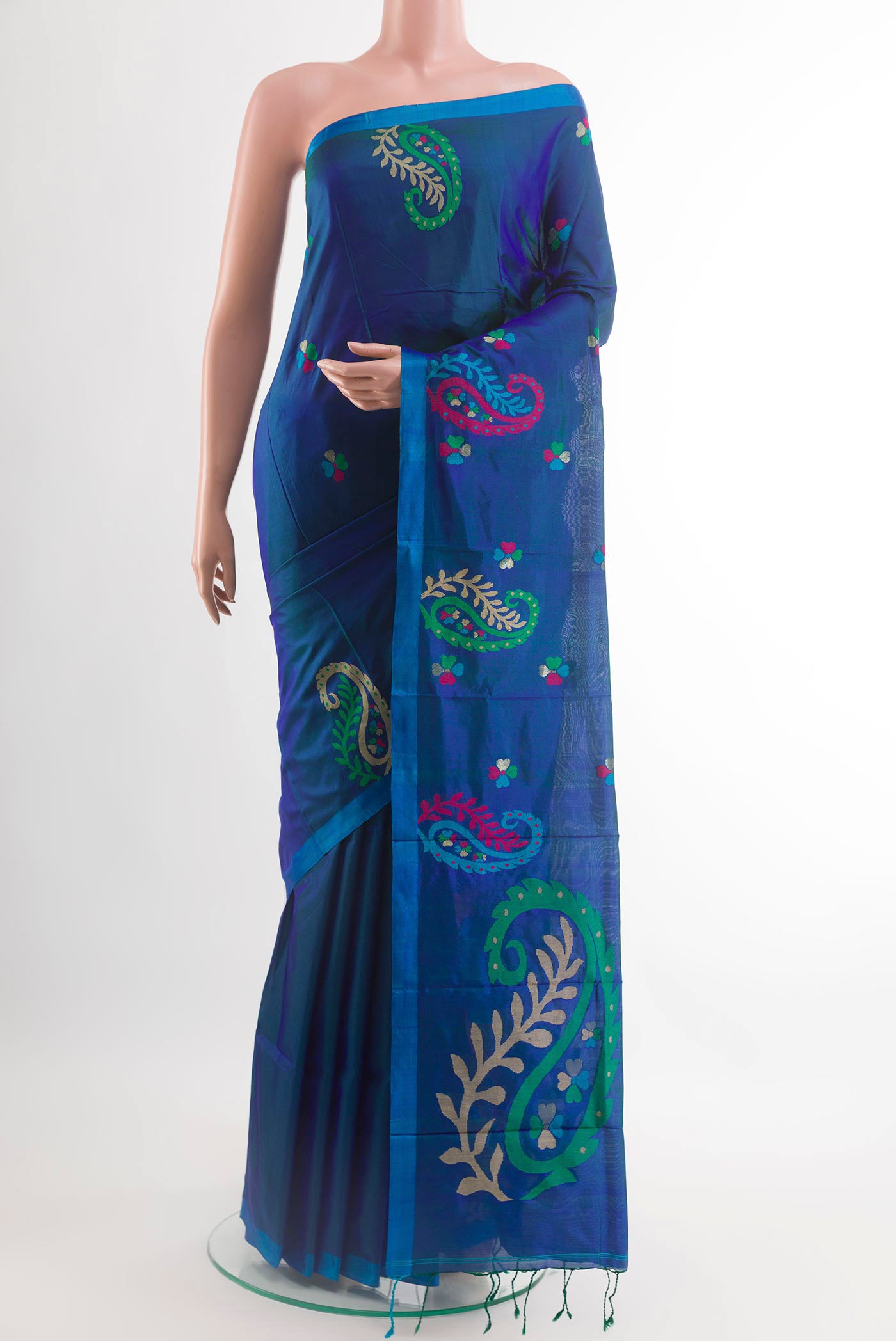 Blue Kanjivaram Silk Saree with Thread Butta on the body and Embroidery Border.  displayed on a mannequin