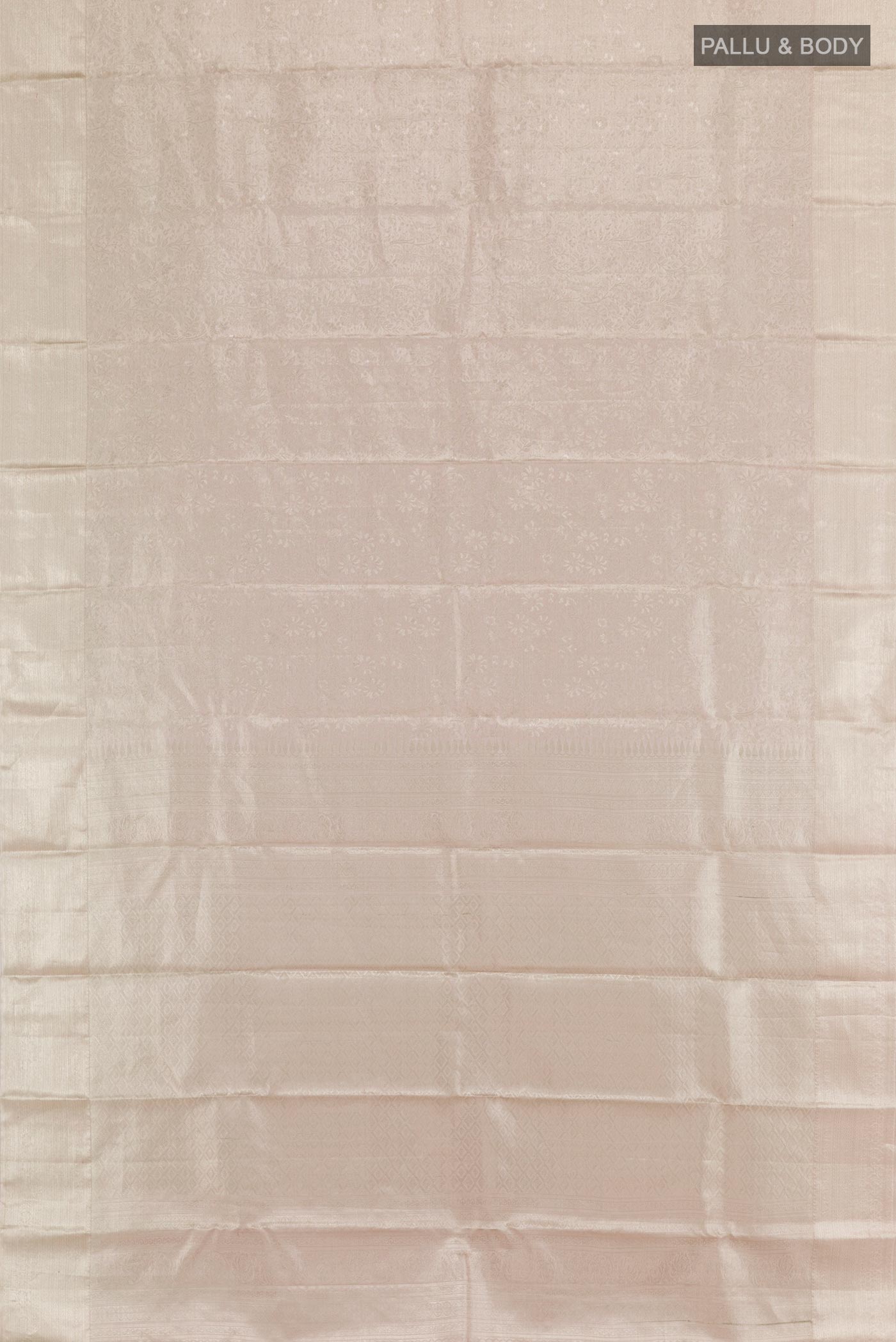 Flat view of Silver Kanchipuram Silk Saree with Zari Brocade on the body and Zari Border. 