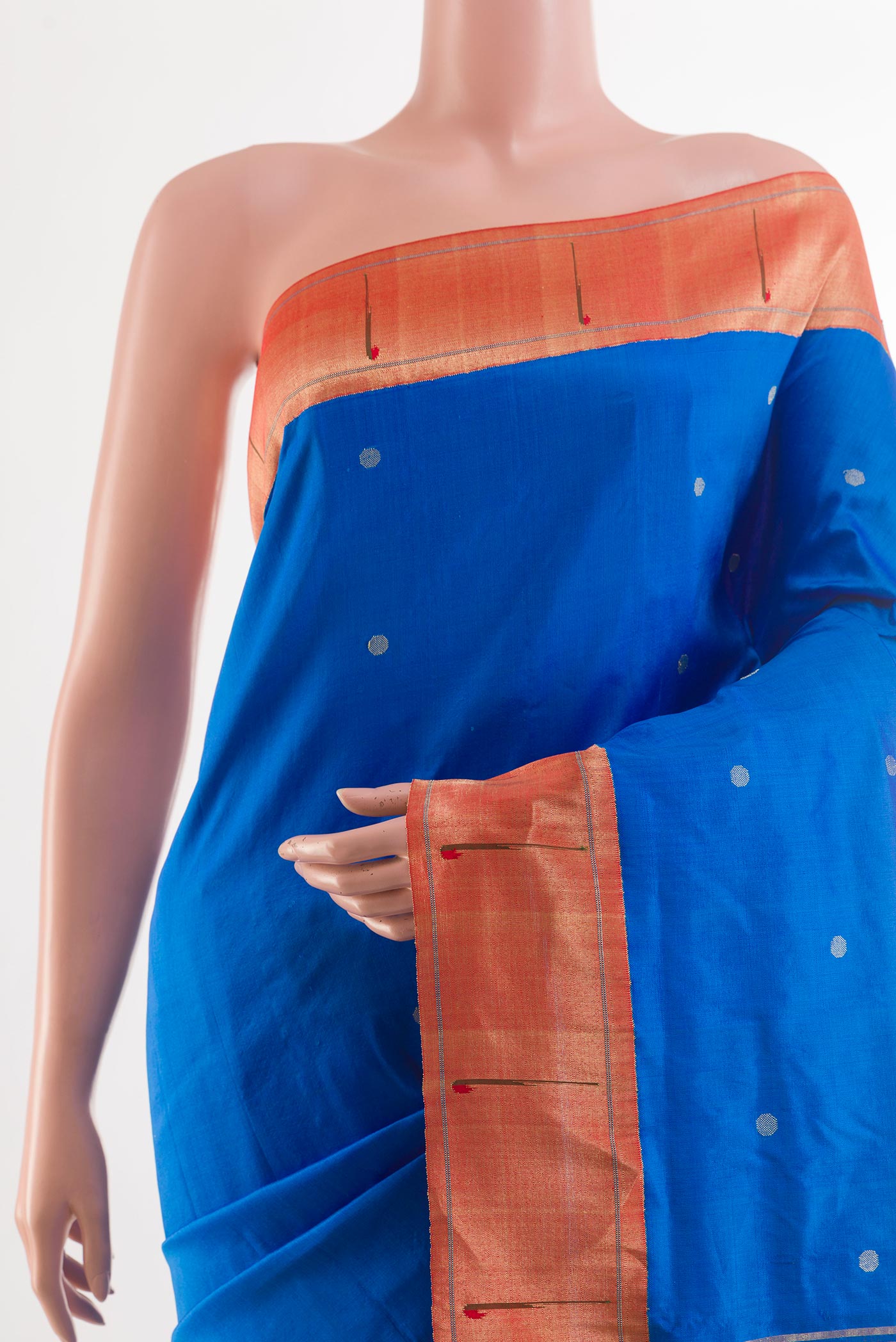 Border image of Blue Paithani Silk Saree with Zari Butta on the body and Zari Border. 