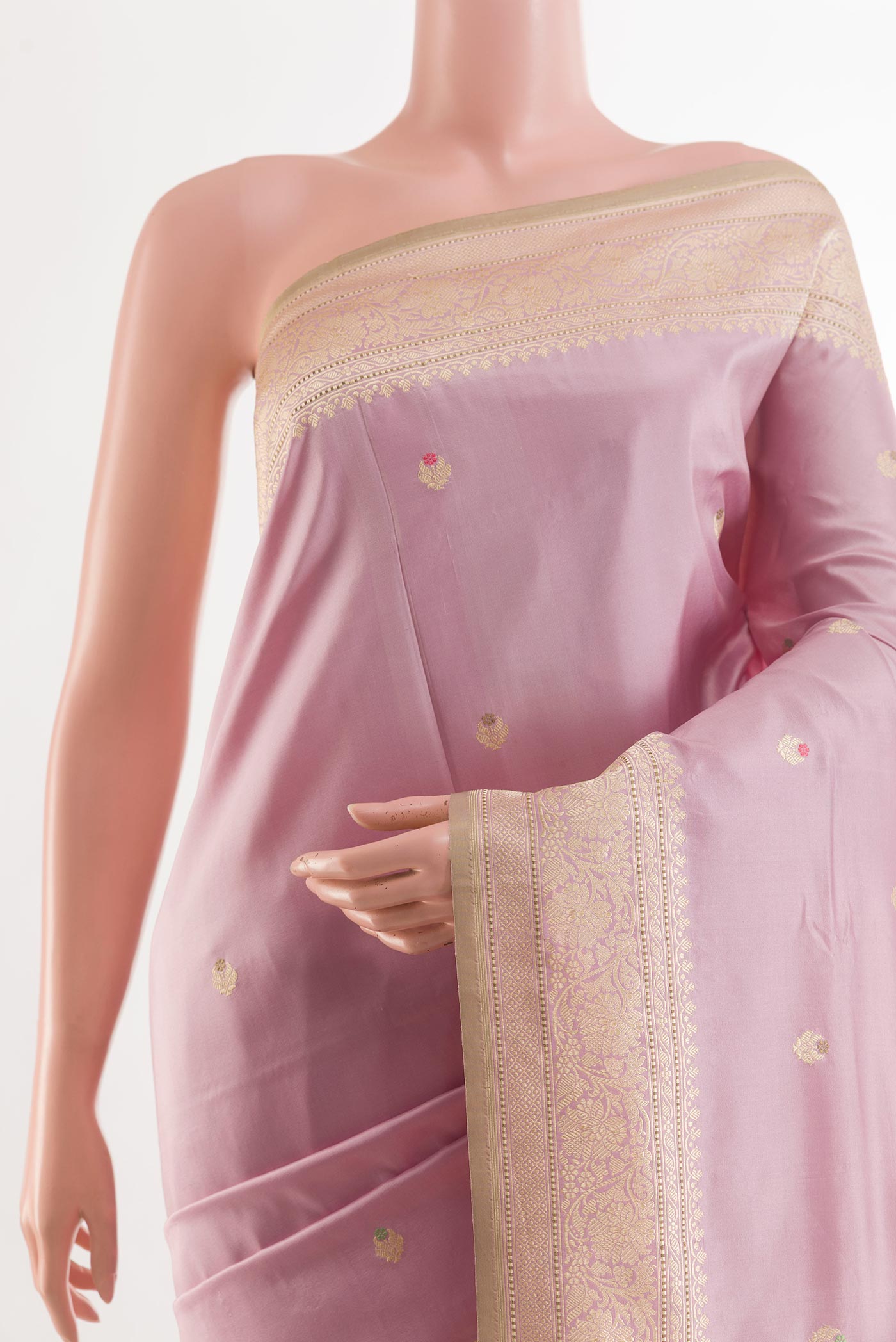 Border image of Lavender Banarasi Silk Saree with Zari Butta on the body and Zari Border. 