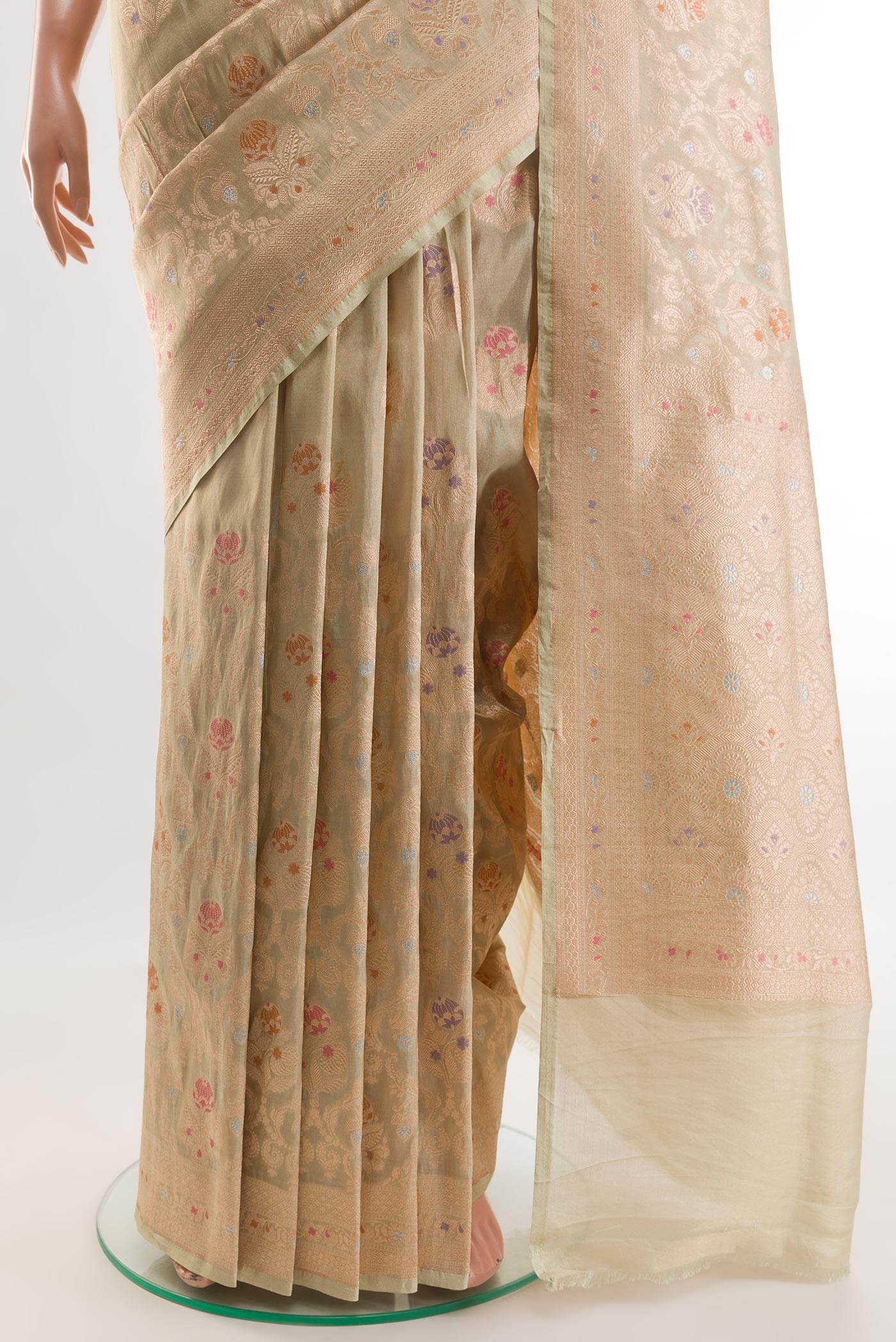 Pleats and pallu of Light Green Banarasi Kora Silk Saree with Zari Brocade on the body and Zari Border. 