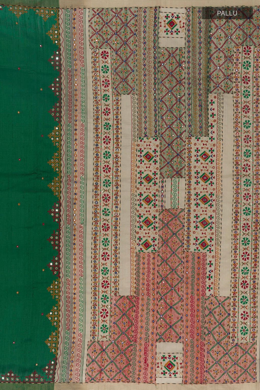Close up image of the pallu of Pure Silk Green Raw Saree with Embroidery on the body and Embroidery Border. 