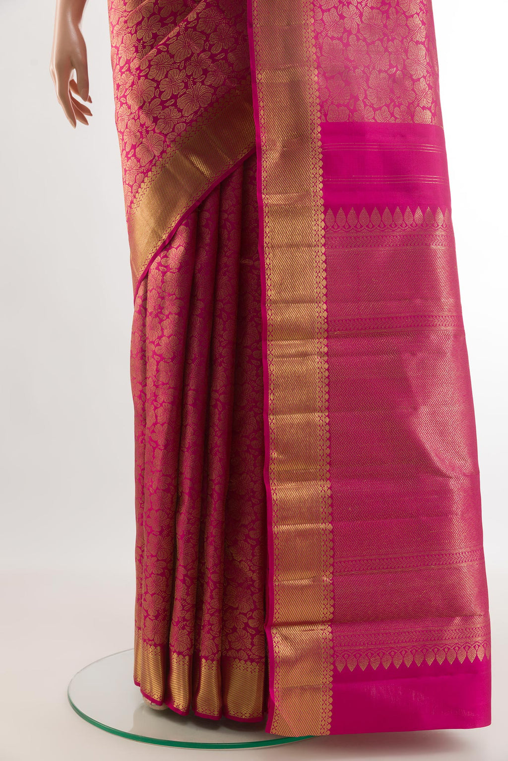 Pleats and pallu of Pure Silk Pure Zari Pink Kanjivaram Saree with Zari Brocade on the body and Zari Border. 