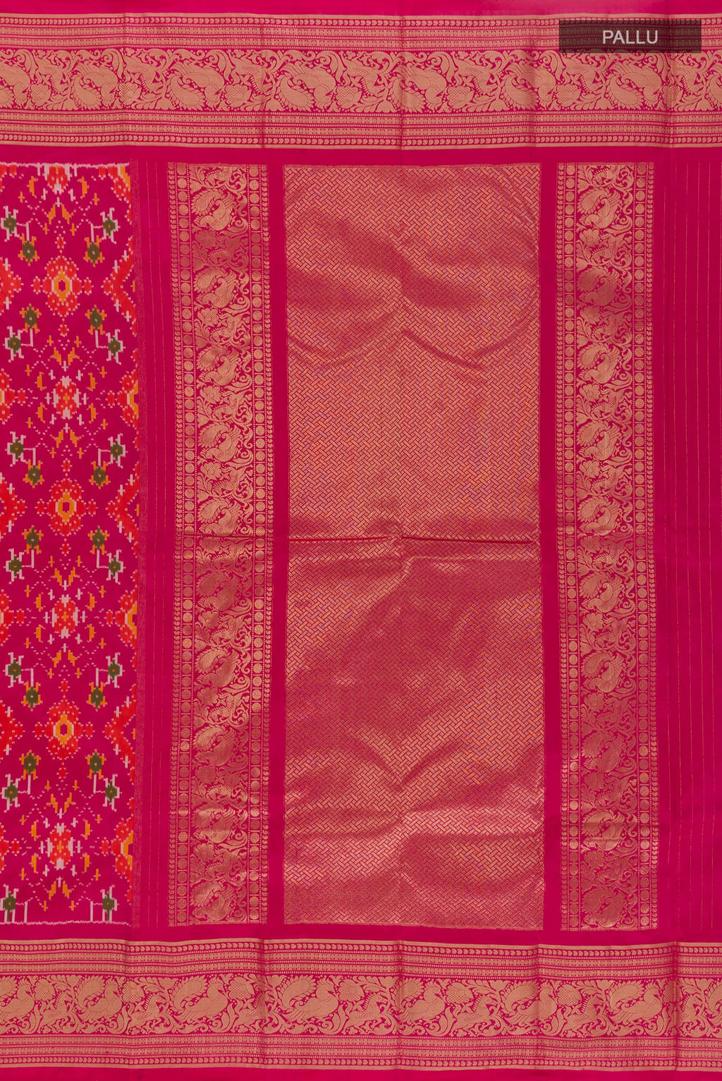 Close up image of the pallu of Pink Pochampally Silk Saree with Ikat design on the body and Zari Border. 