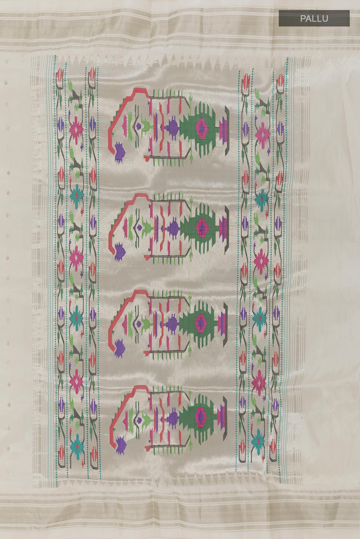 Close up image of the pallu of White Paithani Silk Saree with Zari Butta on the body and Zari Border. 