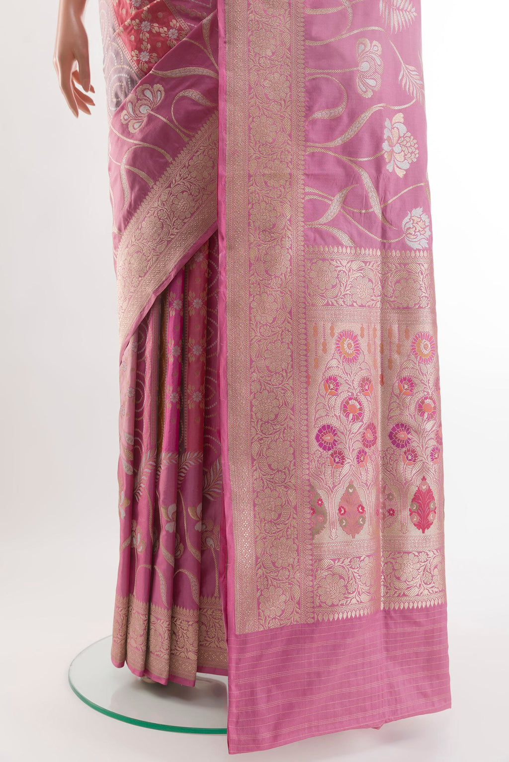 Pleats and pallu of Pink Banarasi Silk Saree with Zari Brocade on the body and Zari Border. 