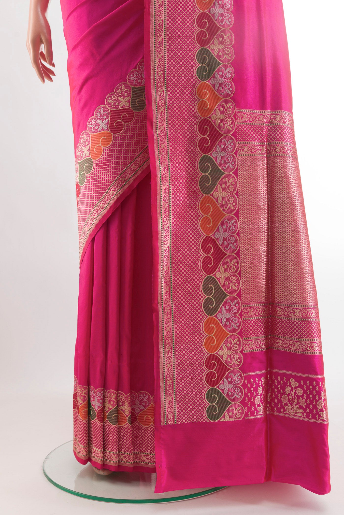 Pleats and pallu of Pink Banarasi Silk Saree with Plain Body and Zari Border. 