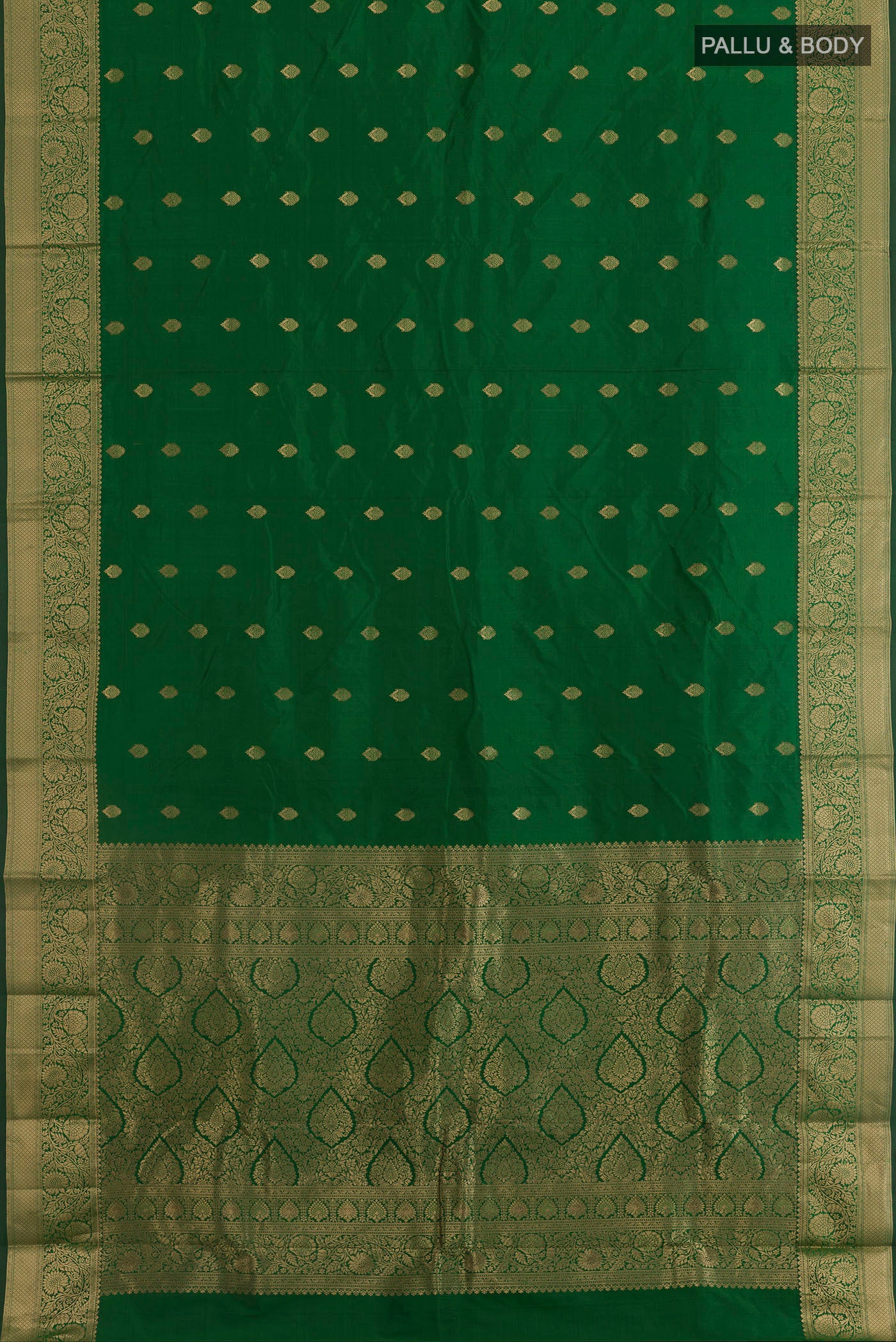 Flat view of Green Bangalore Silk Saree with Zari Butta on the body and Zari Border. 