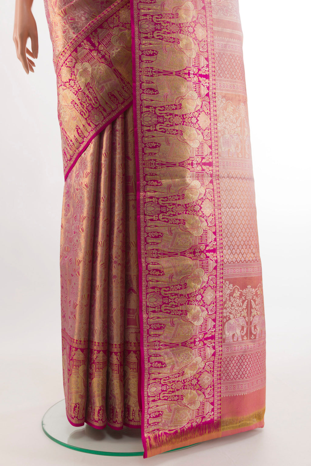 Pleats and pallu of Rose Gold Dual Tone Kanchipuram Tissue Silk Saree with Zari Brocade on the body and Zari Border. 