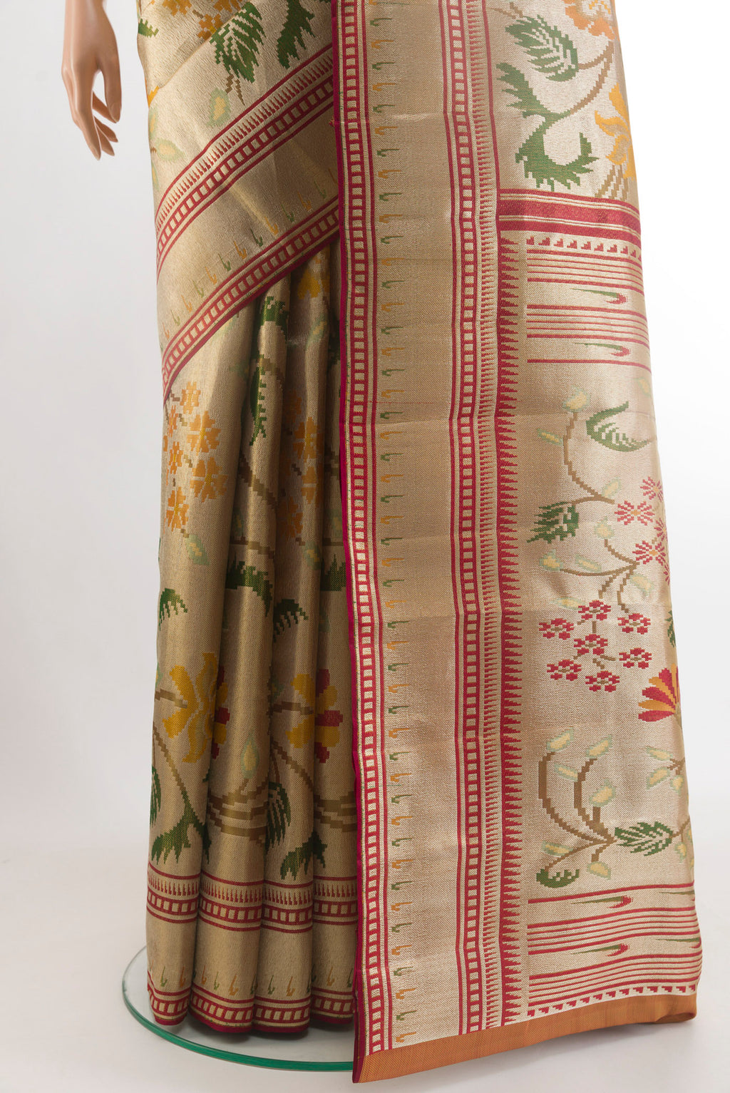 Pleats and pallu of Golden Kanjivaram Tissue Silk Saree with Zari Brocade on the body and Zari Border. 