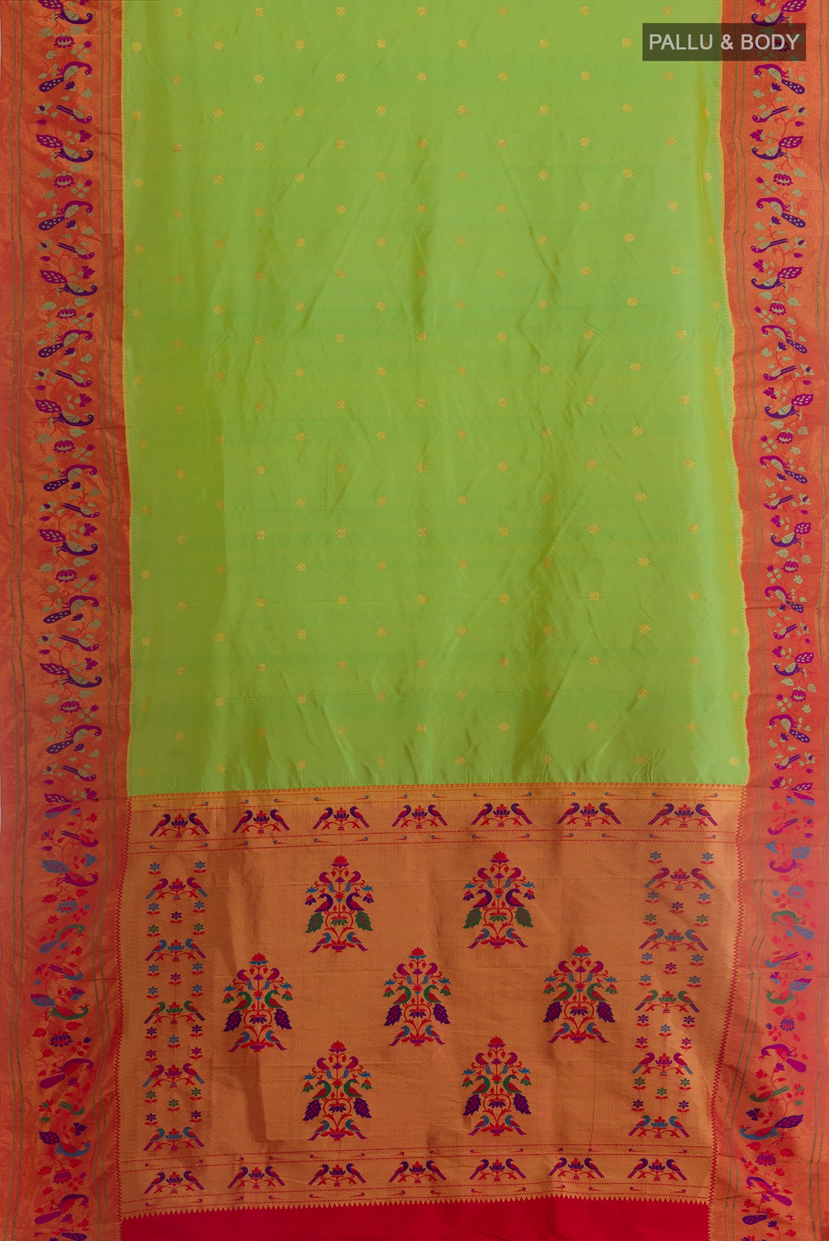 Flat view of Green Gadwal Silk Saree with Zari Butta on the body and Paithani Border. 