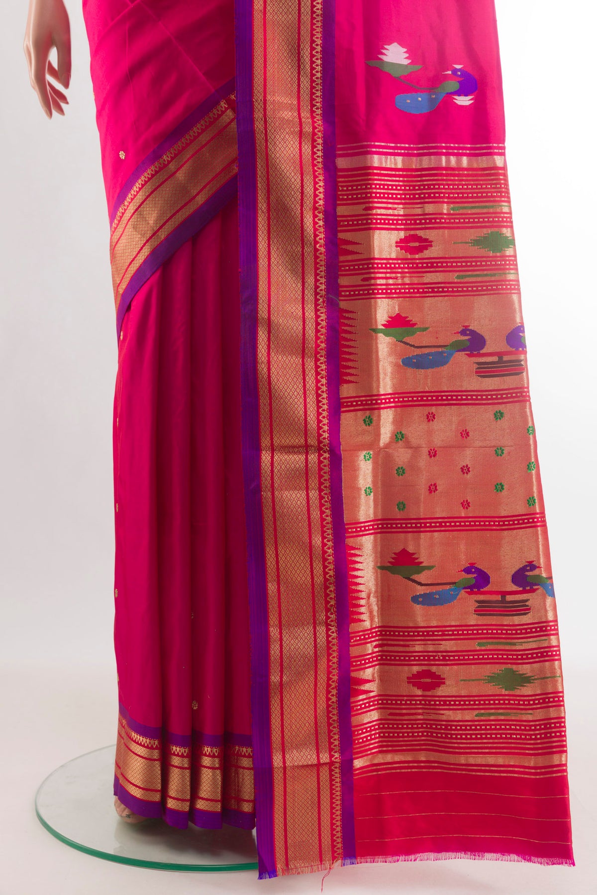 Pleats and pallu of Pure Silk Pink Paithani Saree with Zari Butta on the body and Zari Border. 