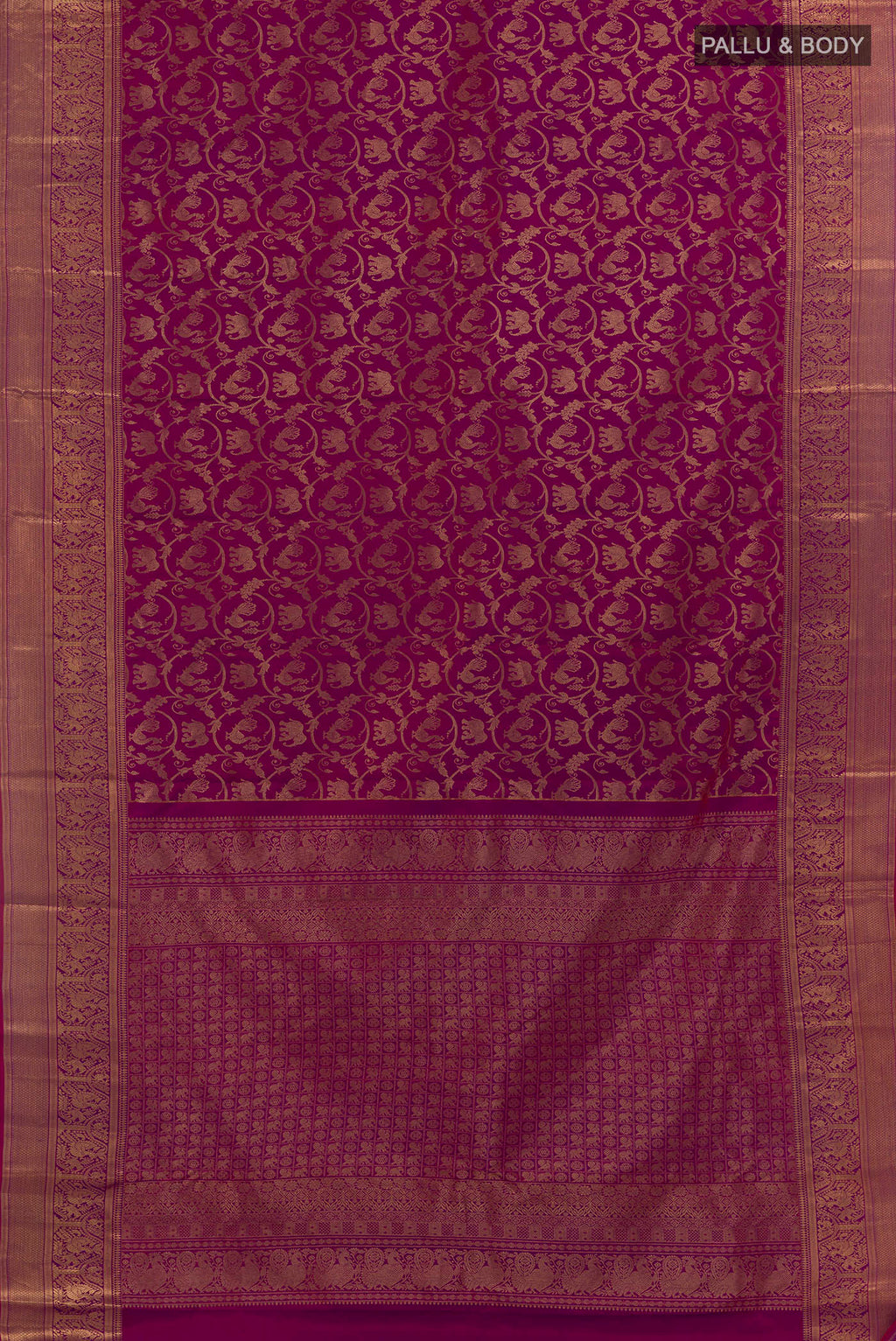 Flat view of Pure Silk Magenta Dual Tone Kanchipuram Saree with Zari Brocade on the body and Zari Border. 