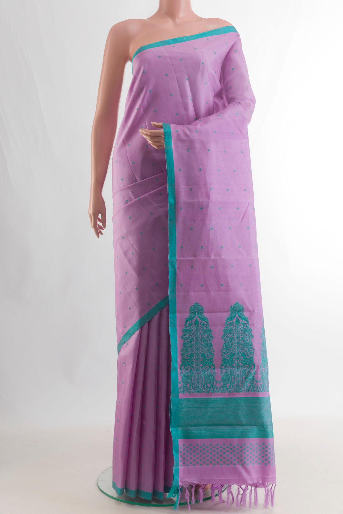 Pure Silk Lavender Kanchipuram Saree with Thread Butta on the body and Plain Border.  displayed on a mannequin