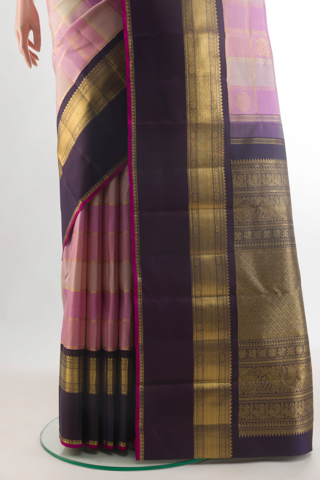 Pleats and pallu of Pure Silk Pure Zari Pink Kanjivaram Saree with Checked design on the body and Zari Border. 