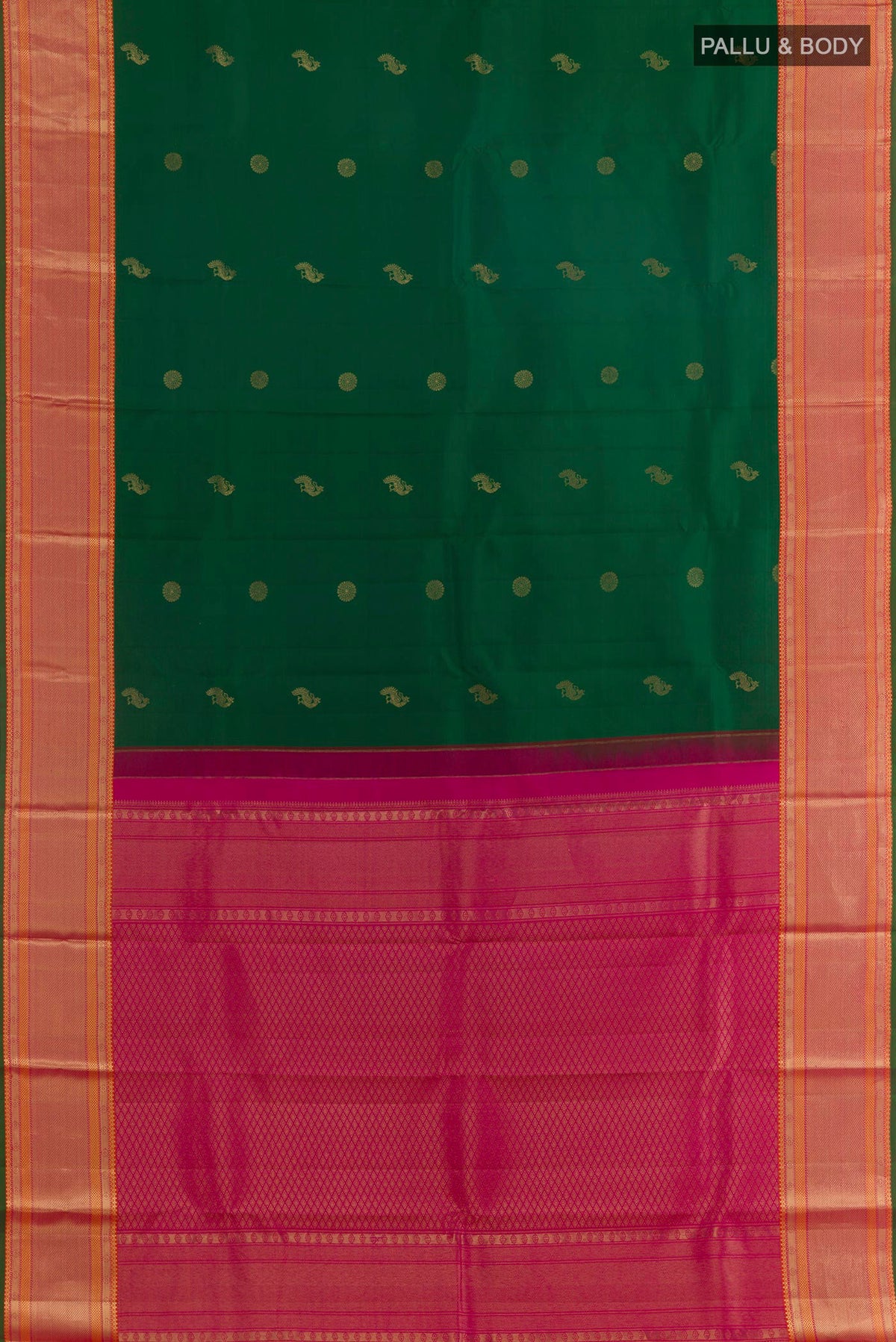 Flat view of Pure Silk Green Kanchipuram Saree with Zari Butta on the body and Zari Border. 