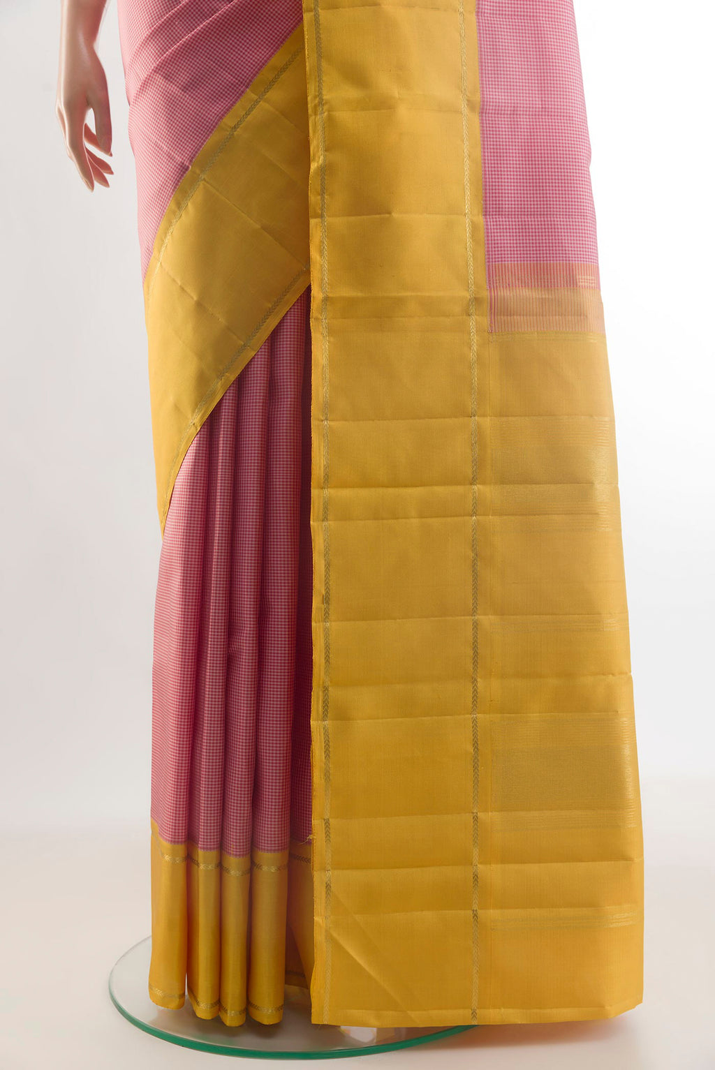 Pleats and pallu of Pure Silk Pink Kanjivaram Saree with Checked design on the body and Zari Border. 
