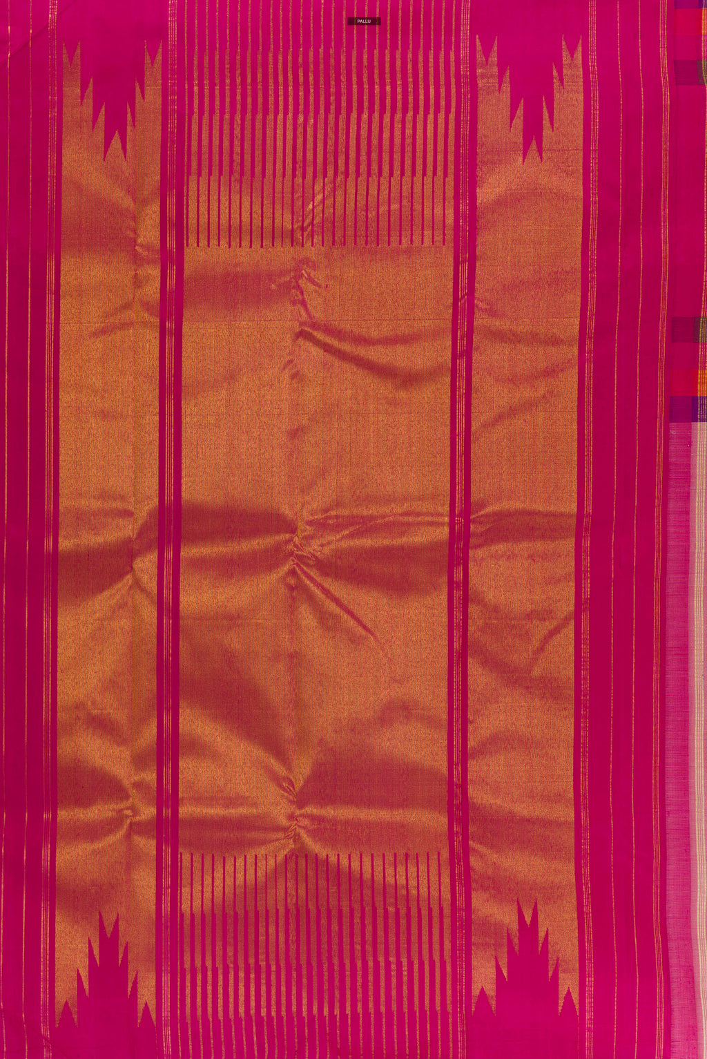Close up image of the pallu of Pure Silk Off White Kanchipuram Saree with Checked design on the body and Skirt Border. 