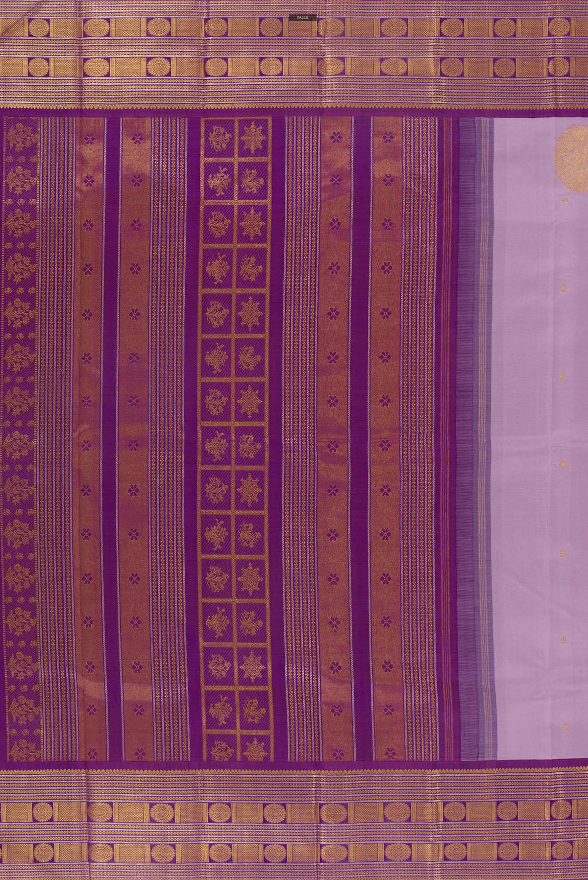 Close up image of the pallu of Pure Silk Lavender Kanjivaram Saree with Zari Butta on the body and Zari Border. 