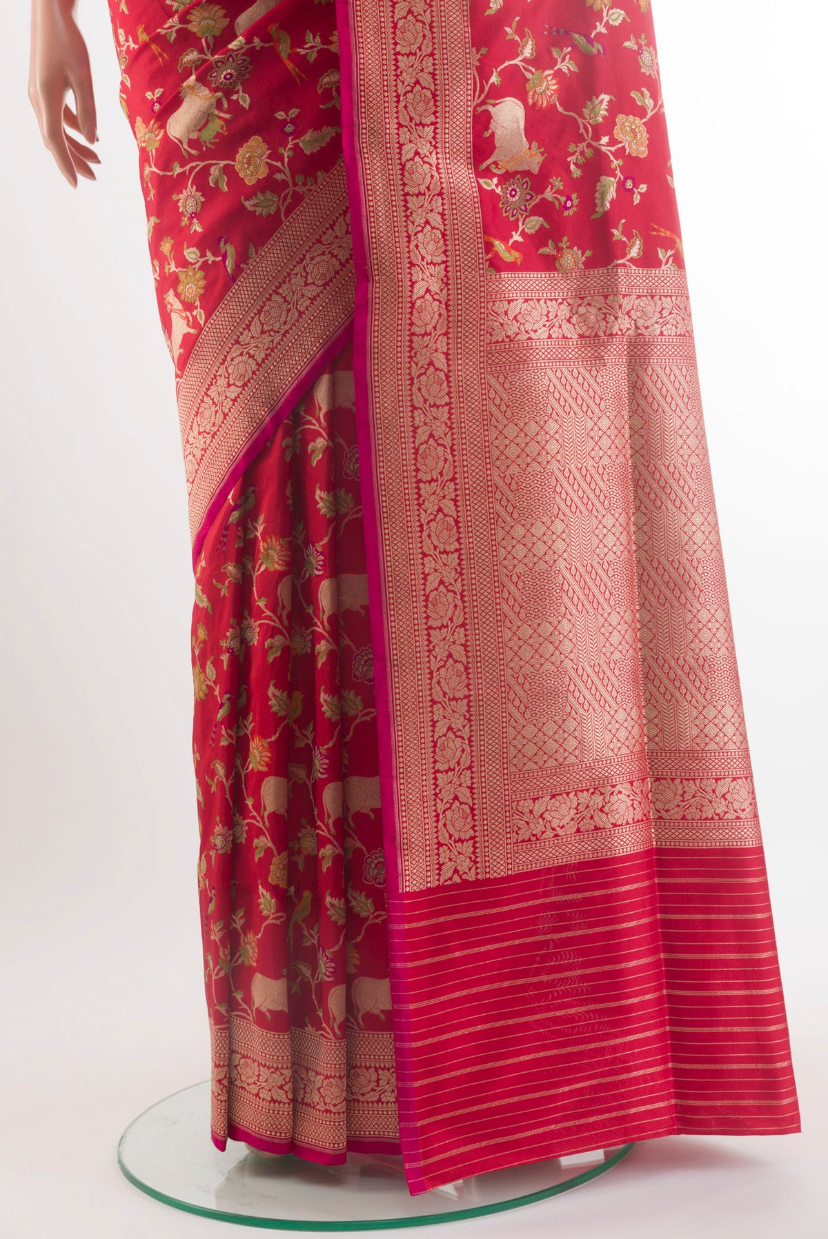 Pleats and pallu of Pure Silk Red Banarasi Saree with Zari And Thread Butta on the body and Zari Border. 