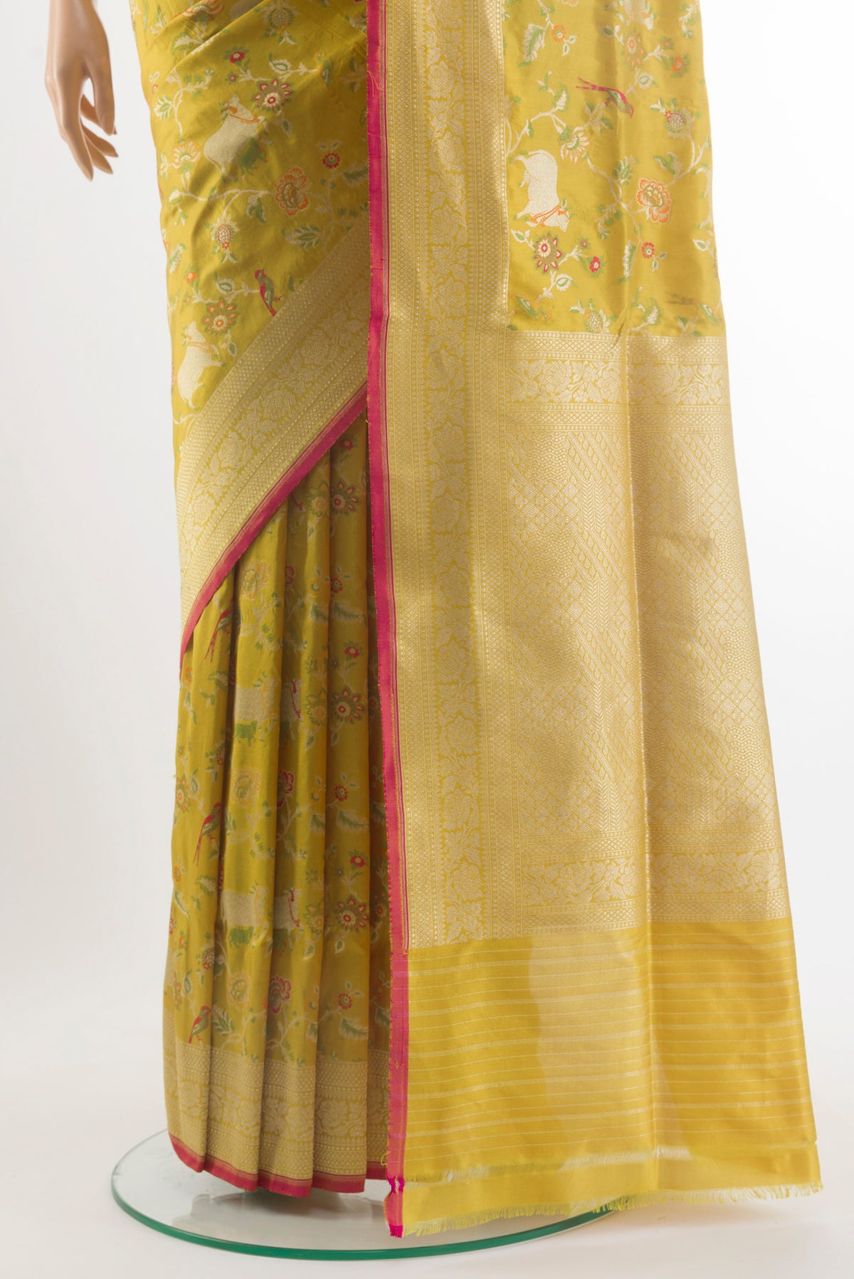 Pleats and pallu of Pure Silk Yellow Banarasi Saree with Zari And Thread Butta on the body and Zari Border. 