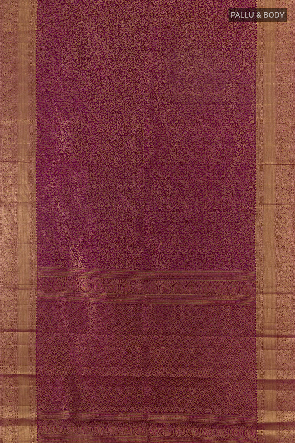 Flat view of Pure Silk Magenta Kanchipuram Saree with Zari Brocade on the body and Zari Border. 