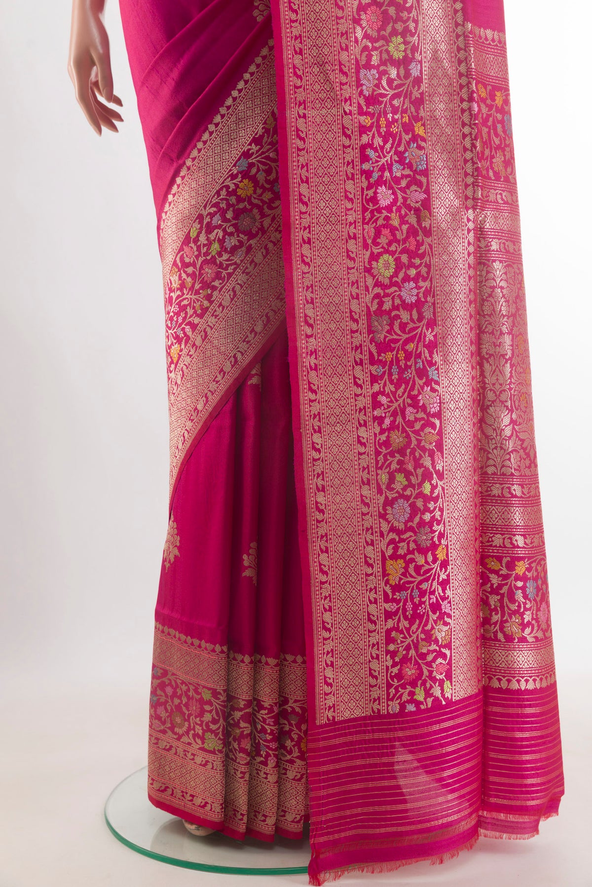 Pleats and pallu of Dark Pink Banarasi Tussar Saree with Zari Butta on the body and Zari Border. 